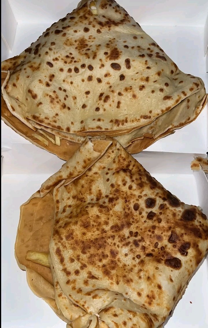 d_esp1na tweet media