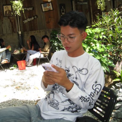 Dom tweet media