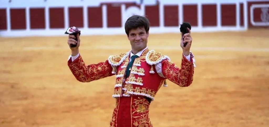 Chicuelinas y Tafalleras tweet media