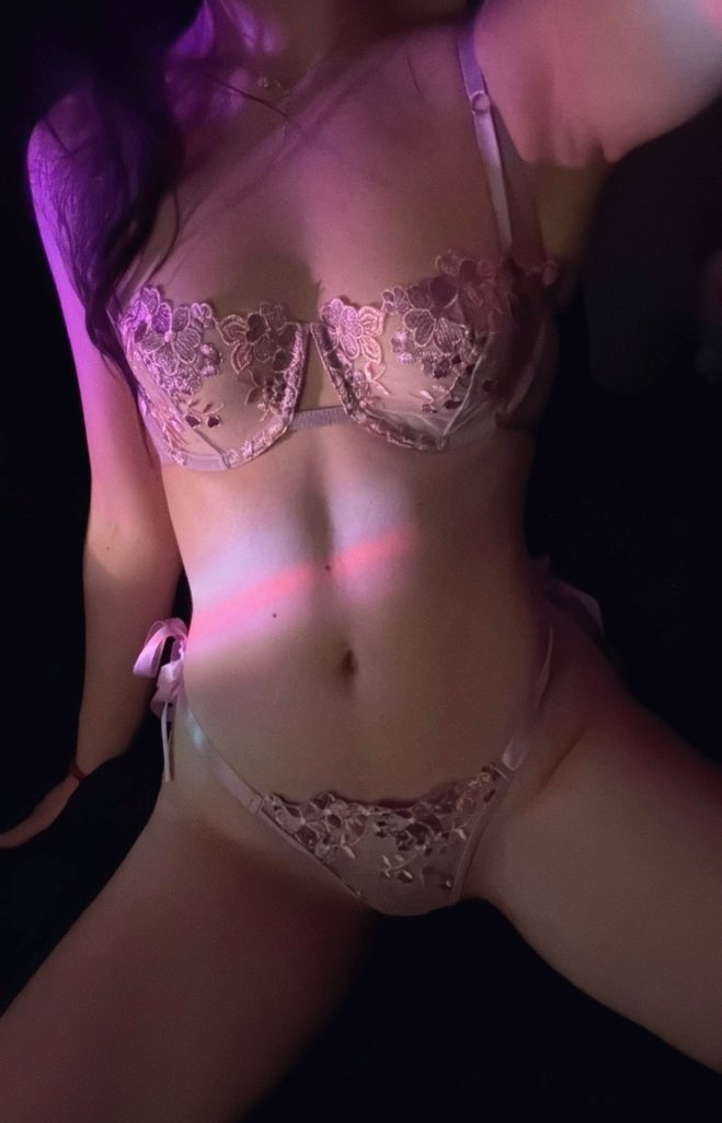 liv ʚїɞ tweet media