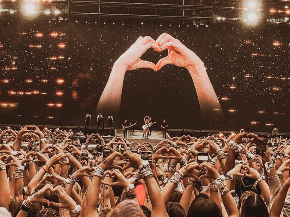 marleyharper's tweet photo. i miss group therapy https://t.co/PXNYgWEagM