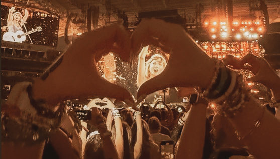 marleyharper's tweet photo. i miss group therapy https://t.co/PXNYgWEagM