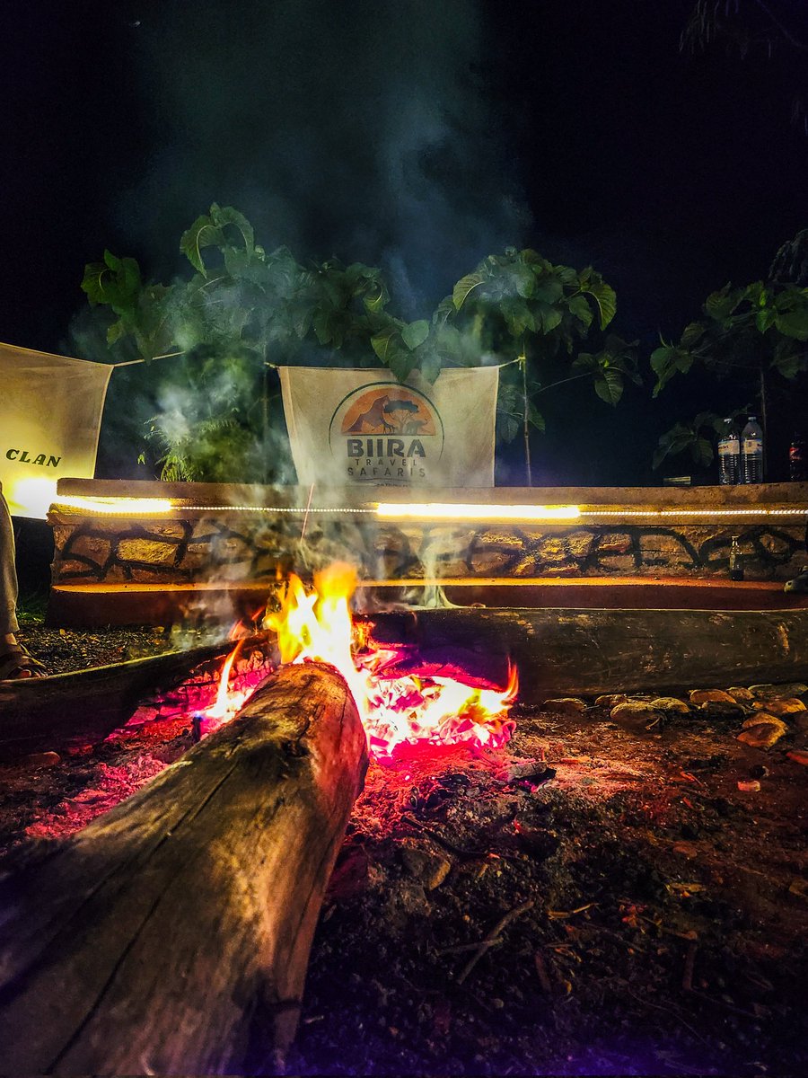 BiiraSafaris's tweet photo. A beautiful evening at @EquatorLodges. They have large camping space, good services, and the best views for tourists while there.
Located in Kasese along the Kasese-Kikorongo road
#ExploreUganda
#BiiraTravelSafaris
#GetCloseToThewild https://t.co/XAh6EunRMx