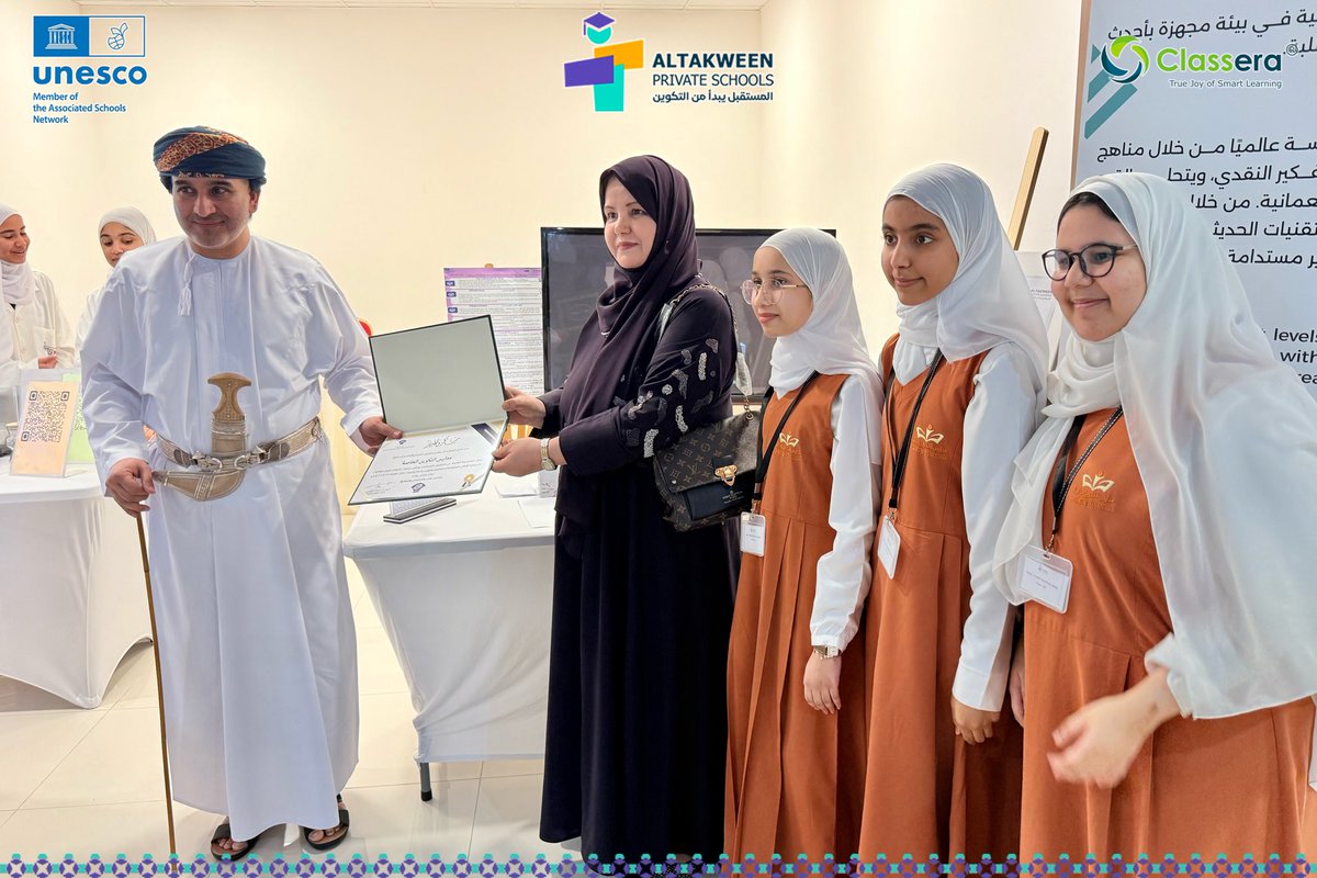 altakweenshools's tweet photo. مشاركة طلبة مدارس التكوين الخاصة في معرض ملتقى مدارات الإبتكار 

#الاسبوع_الوطني_للعلوم_stem 
#مدارس_التكوين_الخاصة https://t.co/opS5RxsF20
