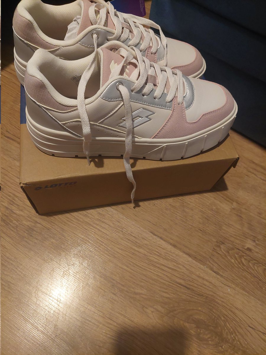 macakdjole tweet media