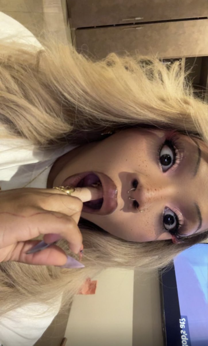 FAVE's FAVE tweet media