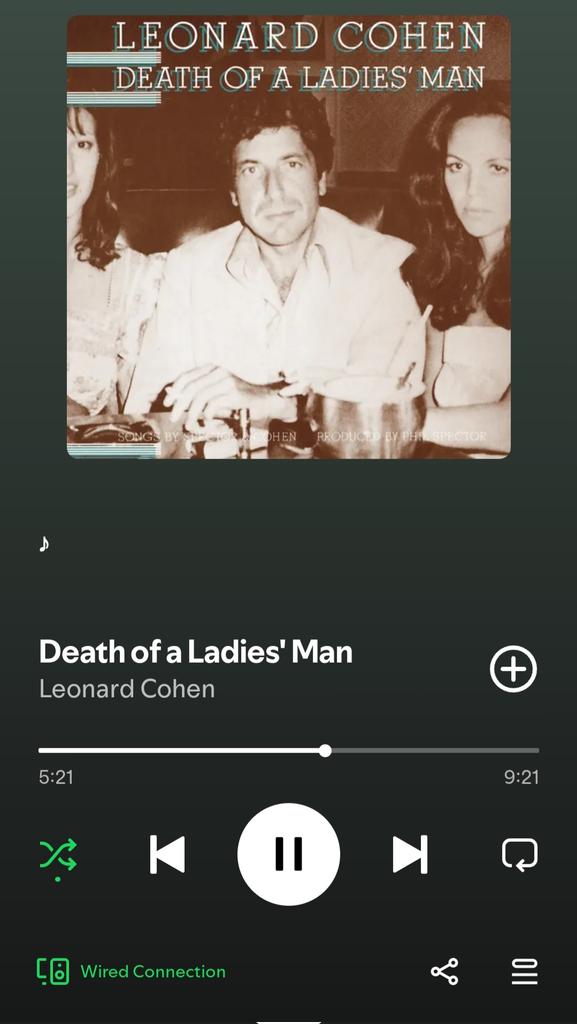 mari 🦢 tweet media