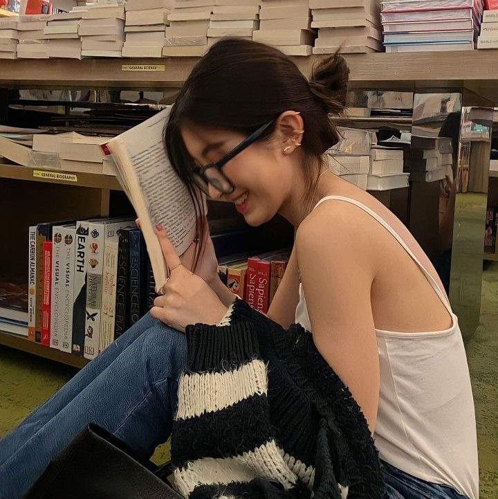 Woodsy Corner. tweet media