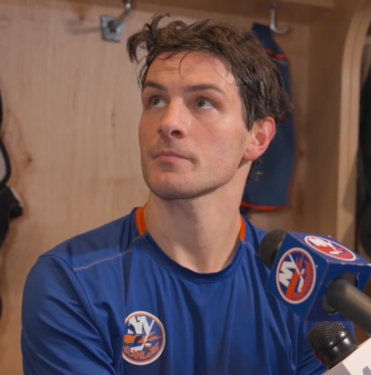 zoe. beLIeve tweet media