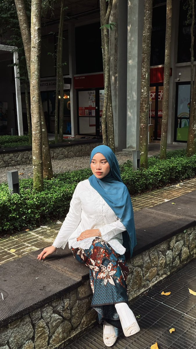 findmorenur's tweet photo. orang sekarang main thread dah tak main x 🙃 https://t.co/VizfEAj03d
