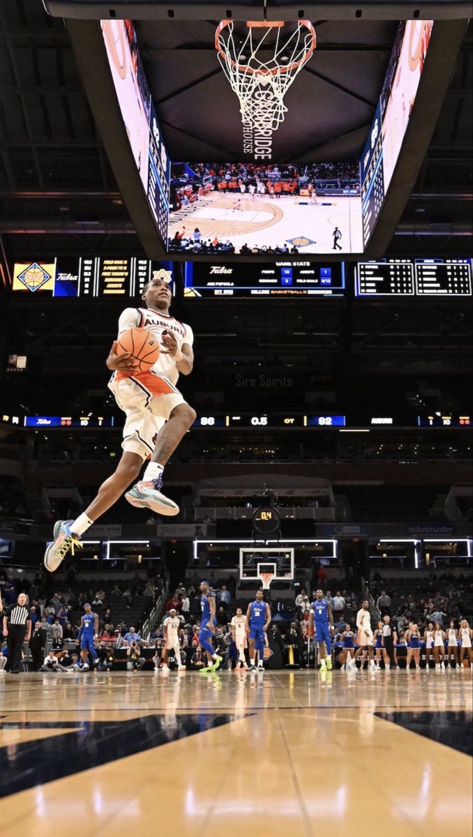 AU_Barner2010 tweet media