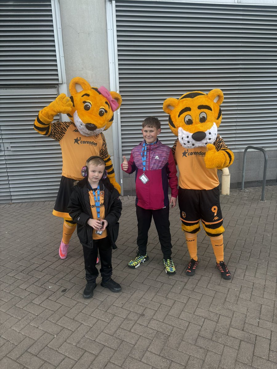 Come on city <a href="/HullCity/">Hull City</a>