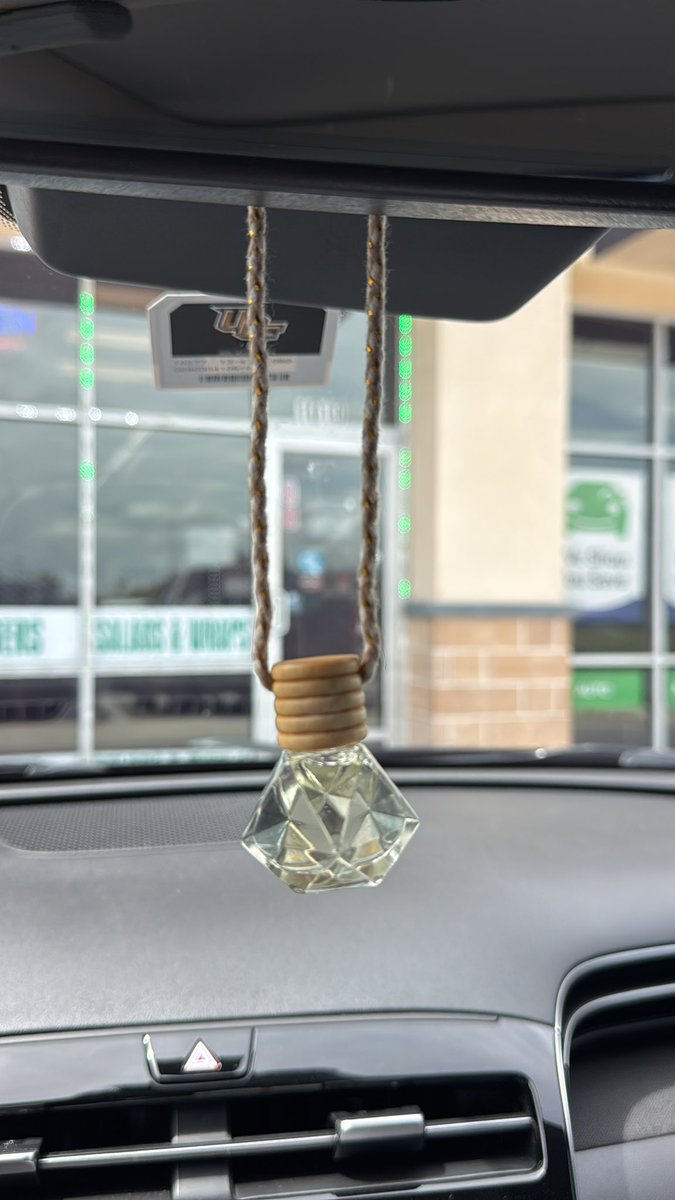 Britt & Jan tweet media