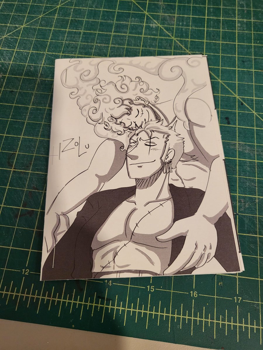rasanganrazberi's tweet photo. Made a mock up comic book, im gonna screen print these later 😁 might make more comic books in the future and sell them if anyone is interested https://t.co/f8WKXVTIef