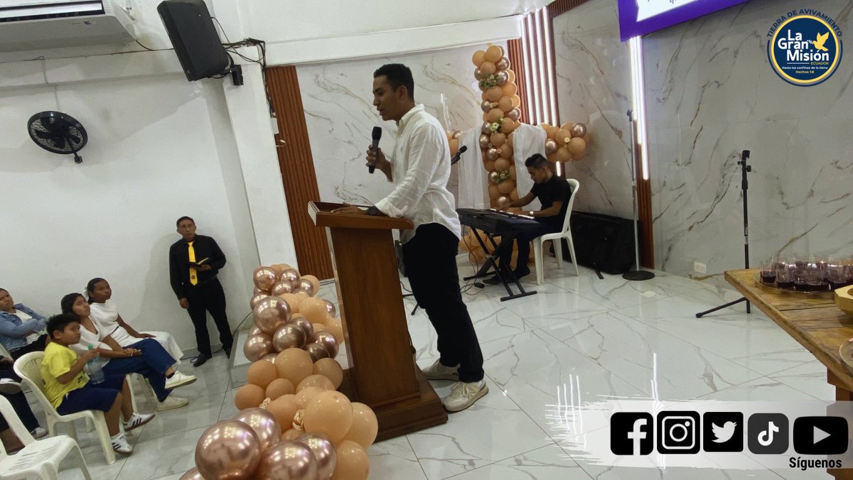 gran_ecuador's tweet photo. ✨ Recordamos con reverencia el sacrificio de Jesús en la cruz y el profundo significado de sus 7 palabras 🙏🏽 En la Santa Cena renovamos nuestra fe y agradecimiento por su amor infinito

#LaGranMisiónEcuador 🌎
#Hastalosconfinesdelatierra 🔭 https://t.co/Nm7Jmey95H