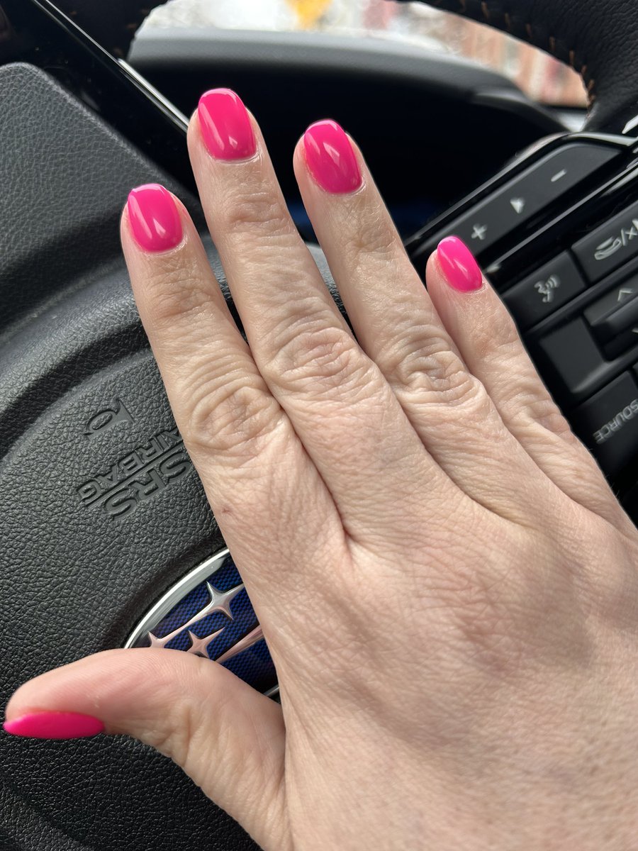 Chelsey R. tweet media