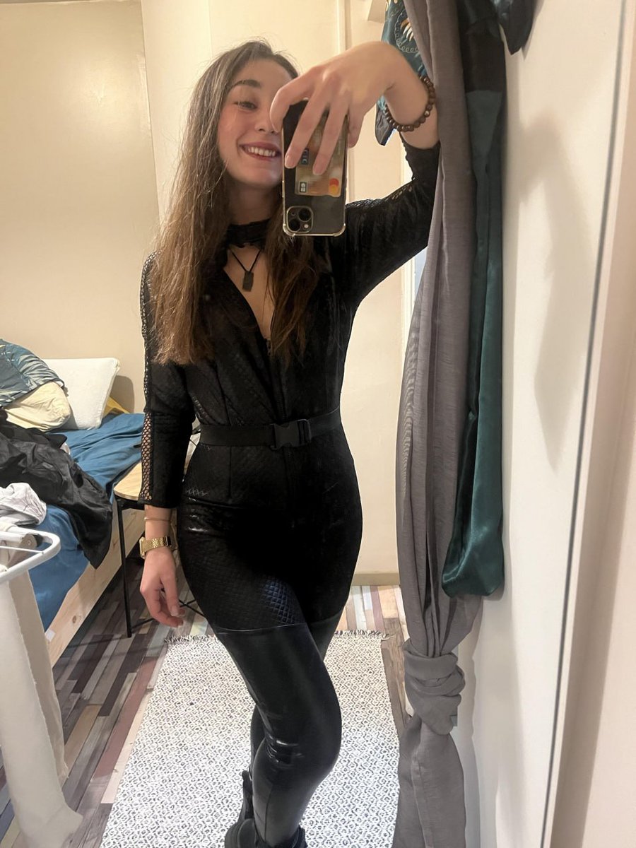 Luker Lu 💋 tweet media