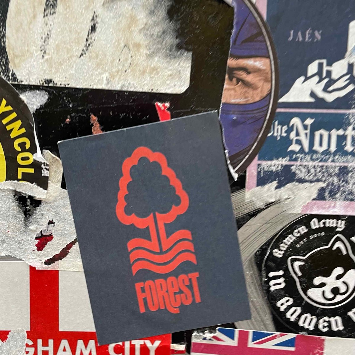 StickerHunting's tweet photo. 🏴 Nottingham Forest FC (more stickers: https://t.co/D3itL5Qtxb)
✅ Seville, Spain
#nffc #nottinghamforest #forestfc #COYR #EFLChampionship https://t.co/emW5ArNV6A