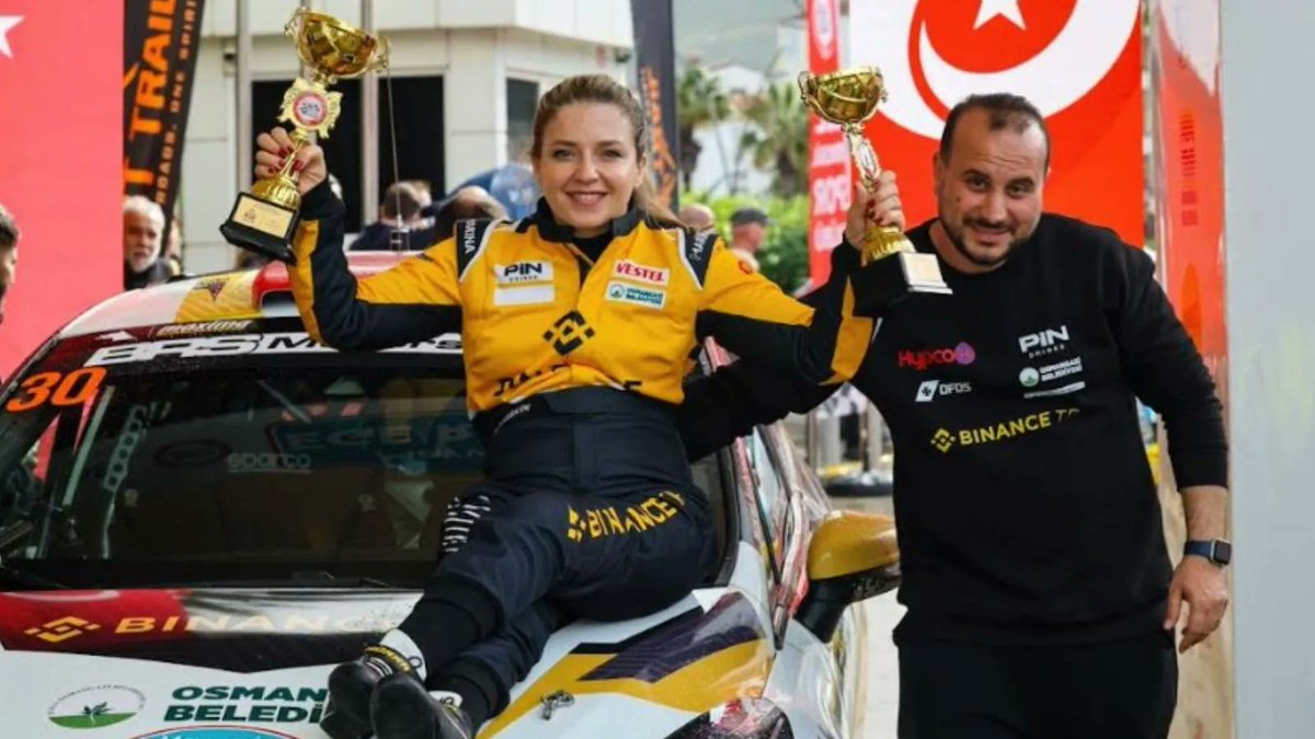 Borsa Teddy tweet media