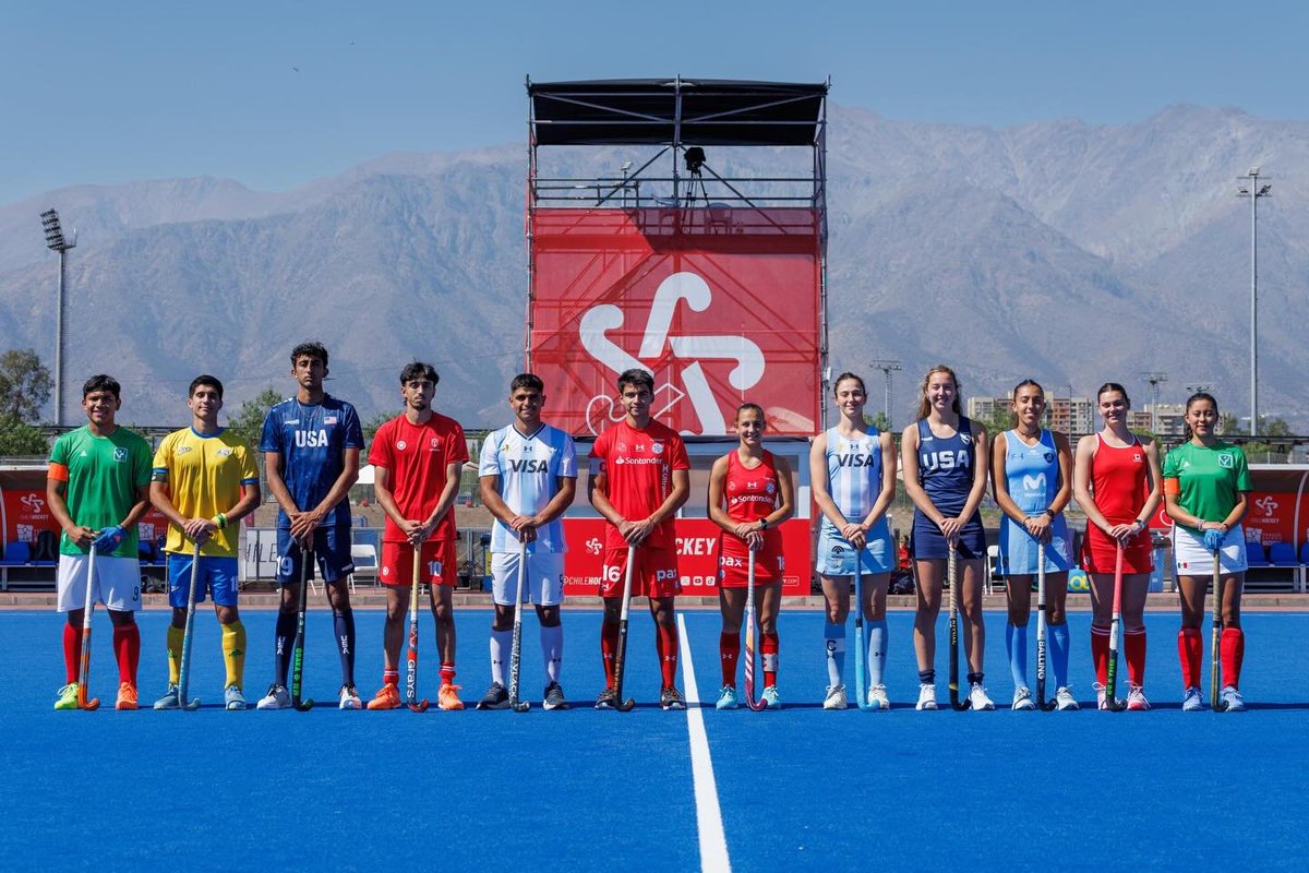 juegargentina's tweet photo. #Hockey 🏑 #Sub21
#Santiago2026 📷PAHF ::
Arrancan los Campeonatos Panamericanos Junior rumbo al Mundial y las #Leoncitas defienden su título 🦁 #JuegaArgentina
:: Femenino - Fecha 1 ::
16hs 🇦🇷 Argentina vs México 🇲🇽
💻Panam Sports Channel
👉https://t.co/3sHLRHRpqW https://t.co/UQbrFaY7ui