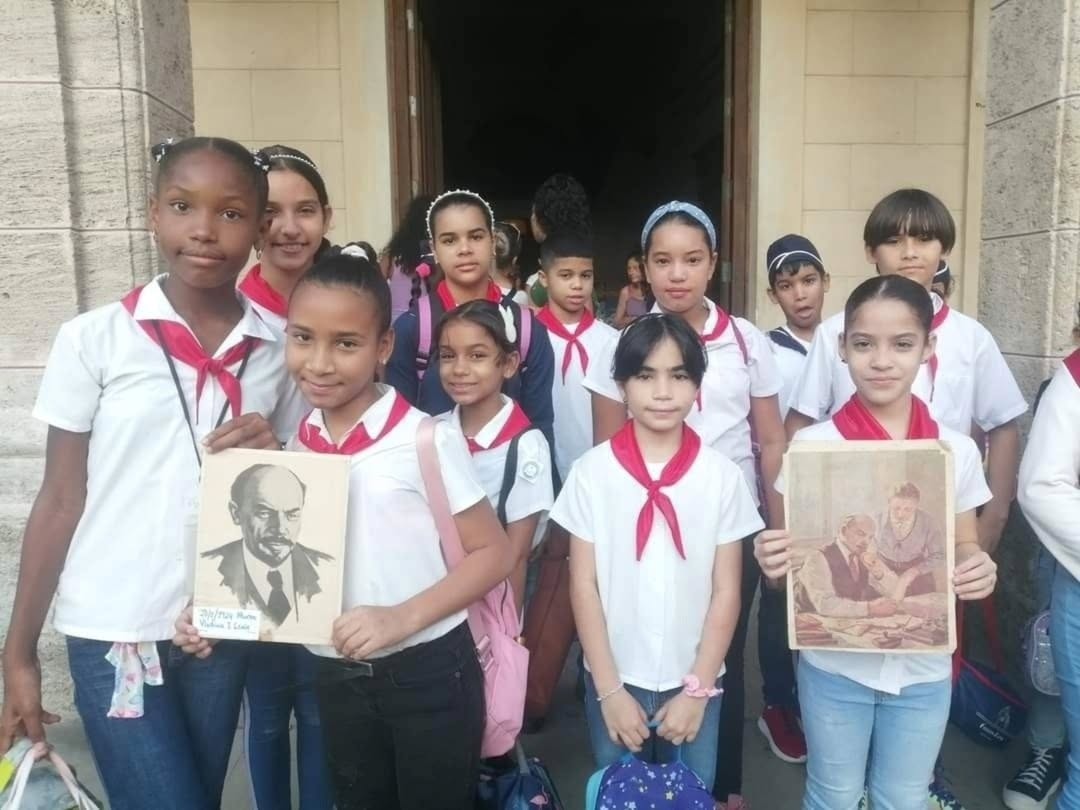 Antifa_Ultras tweet media