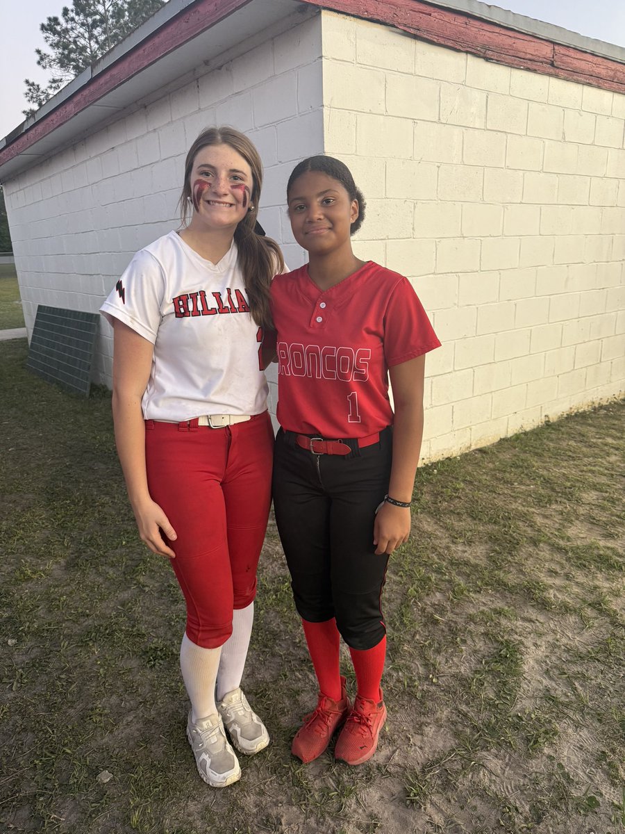 Janelle Geoghagan(2029) and Ariany Reynoso(2028) off of Freedom(OG)18u going head to head. Softball Sisters. #AllAboutTheGirlsSoftball #OG #Since2019 #freedomgirlsrule <a href="/FREEDOMSBFL/">FREEDOM SOFTBALL</a>
