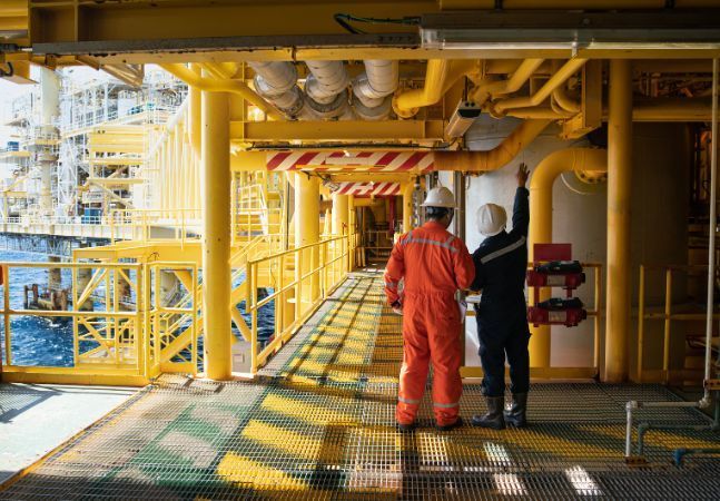 EPonline's tweet image. The biggest risks in safety programs are often the ones you don’t see.

Hidden environmental hazards—air quality, chemical exposure, even stress—can quietly drive incidents if they’re not recognized.

eponline.com/articles/2026/…

#EHS #IndustrialHygiene #WorkplaceSafety