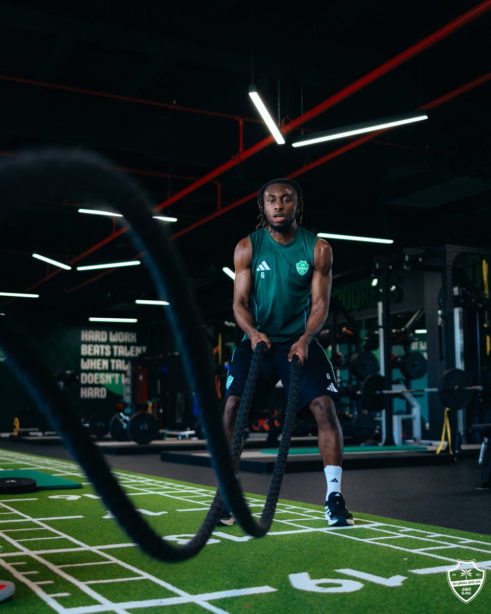 النادي الأهلي السعودي tweet media