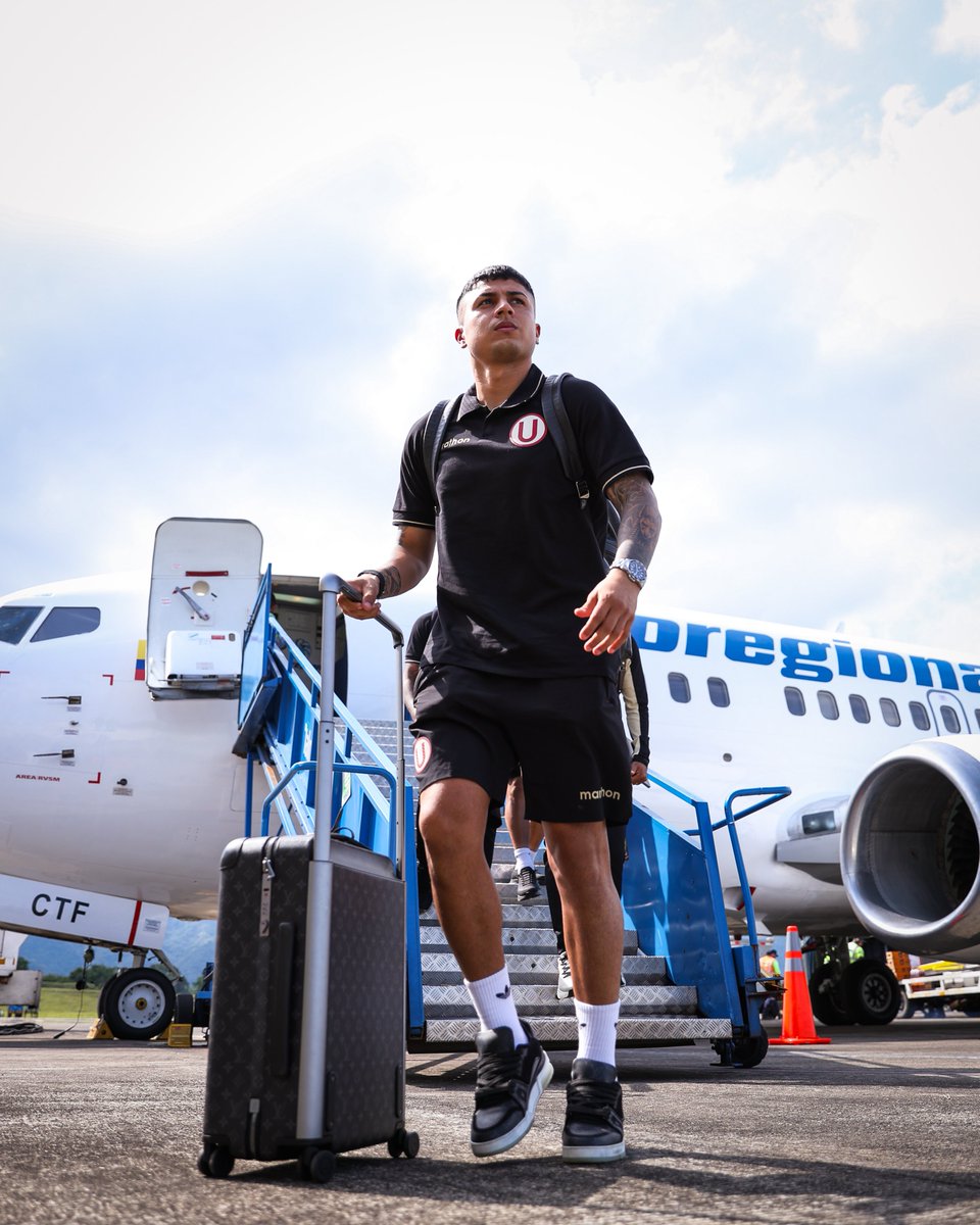 Universitario tweet media