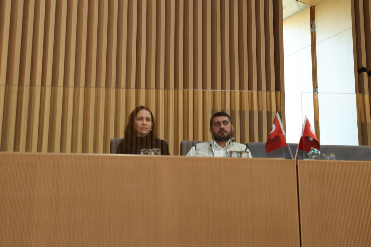kcekmecebbp's tweet photo. İlçe Başkanımız ve Belediye Meclis Üyemiz Sn.Mehmet Cem Özel, Küçükçekmece Belediye Meclisi Nisan Ayı 1. Oturumuna katılım sağladılar.

@kcekmecebbp | @s_selimsimsek https://t.co/0u2qz3YwvG