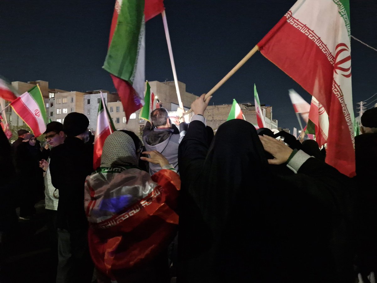هر حمله، هرشب اتحاد ما رو بیشتر می‌کنه.
#البرز_استوار 
#البرز_می‌ایستد