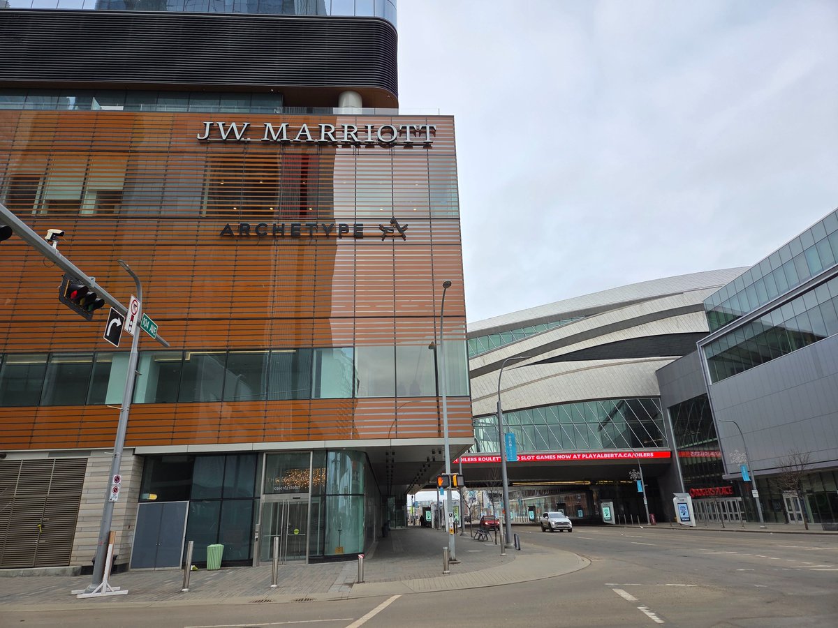 Les Lazaruk tweet media