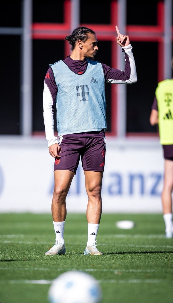 SexyFootballers2 tweet media