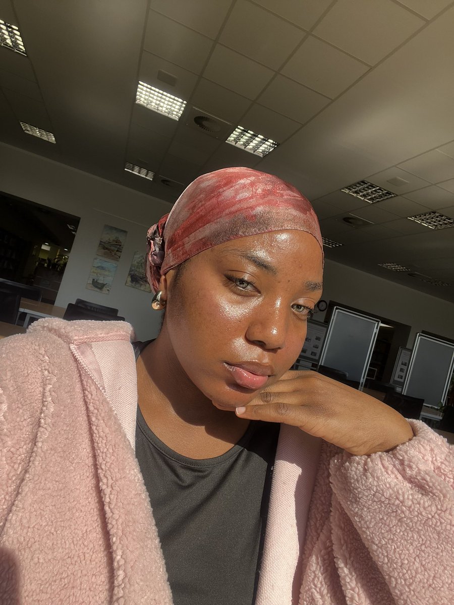 hafsat💕💋 tweet media