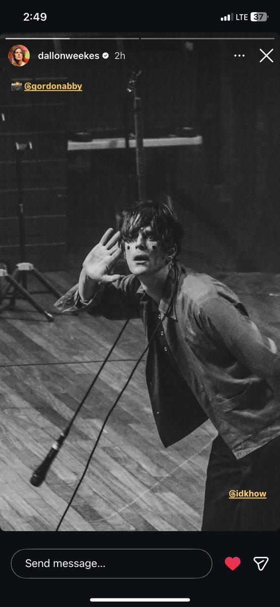 dallon weekes thinker 💭 tweet media