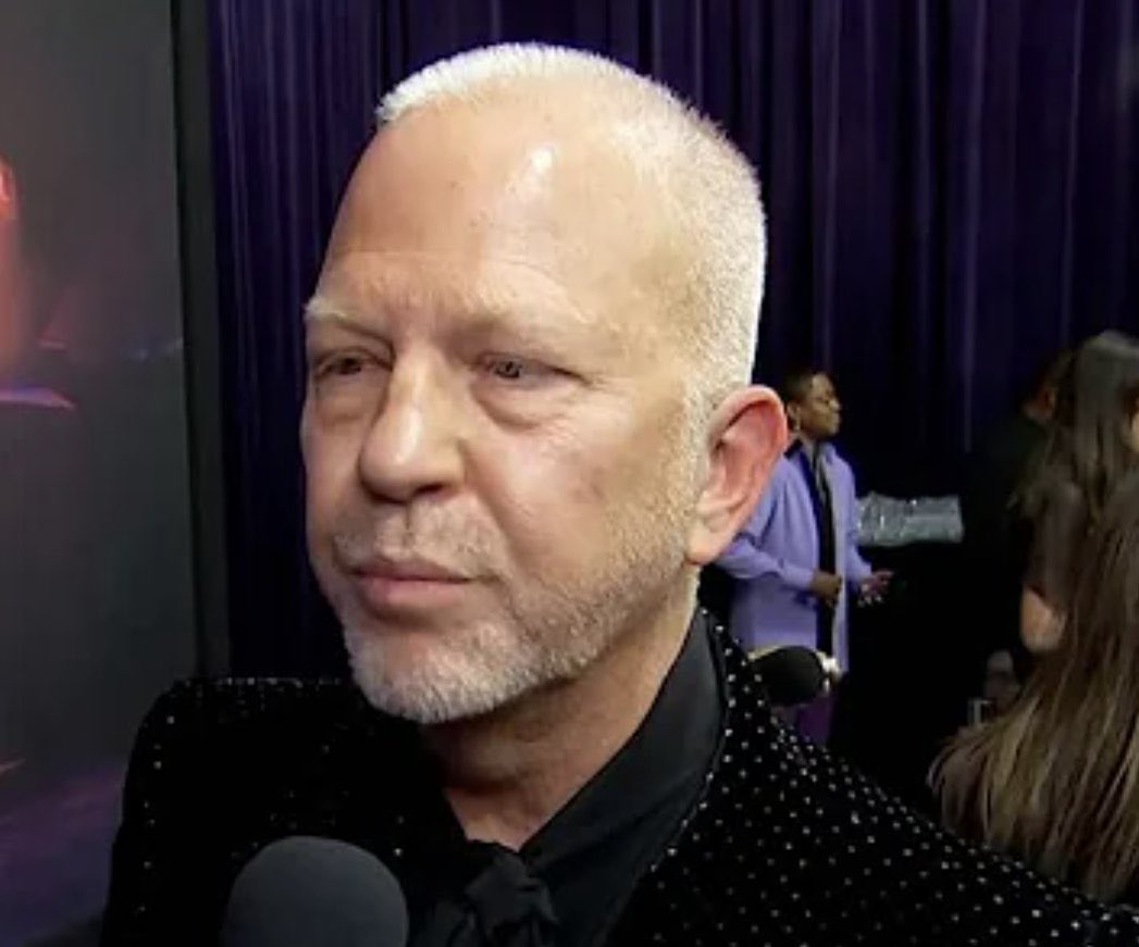 Frances Conroy Updates tweet media