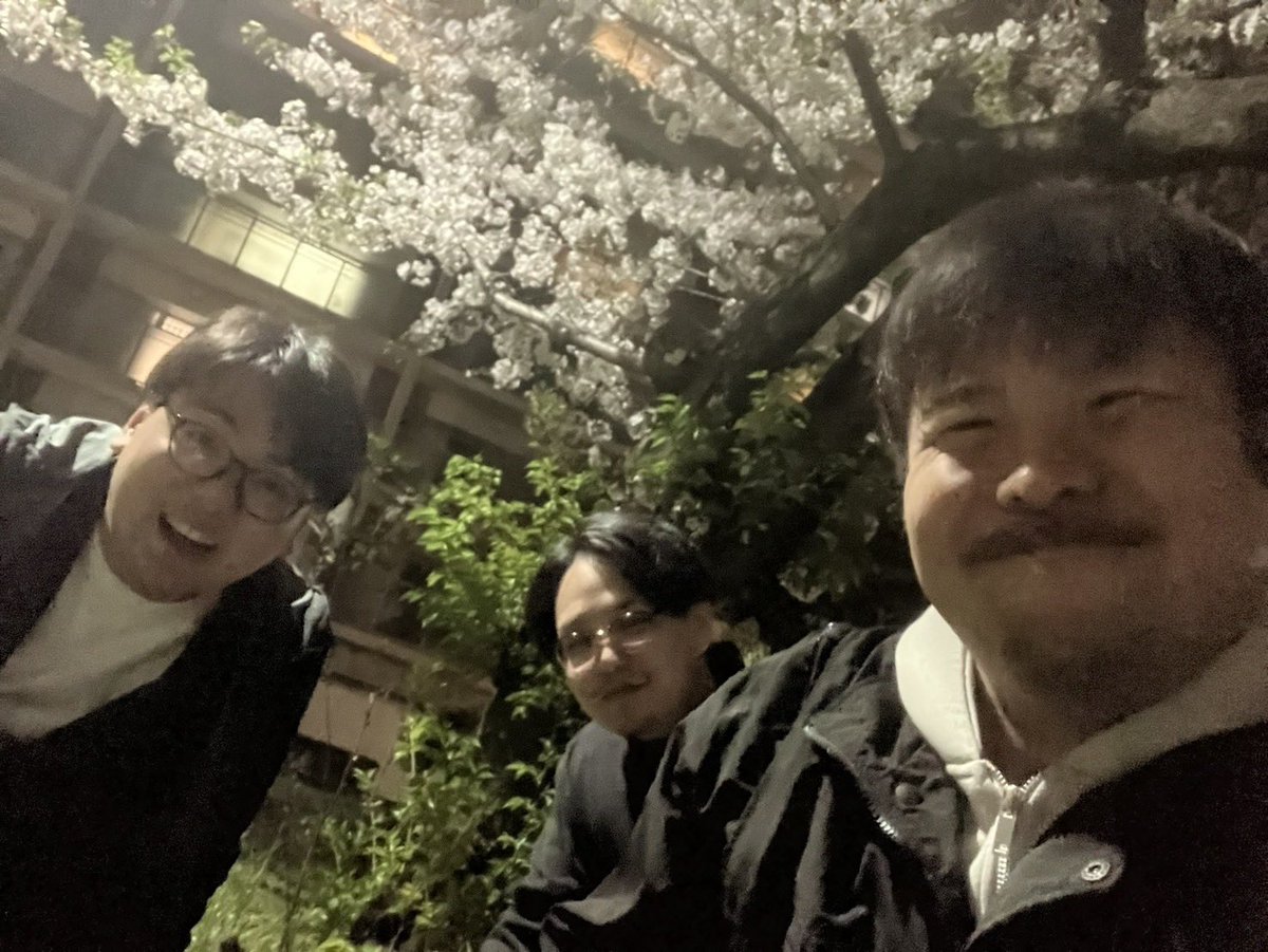 oimate_tomato's tweet photo. トリケラトプスといえど、花より団子です。
桜は食べません。理由は綺麗だから。 https://t.co/h2dPcTqUkX