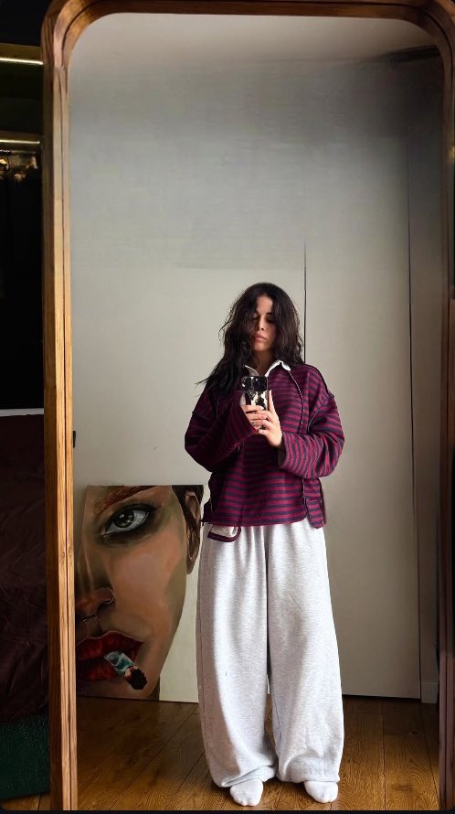 โ โ แ
แ
โSelina K๐ฆle. tweet media