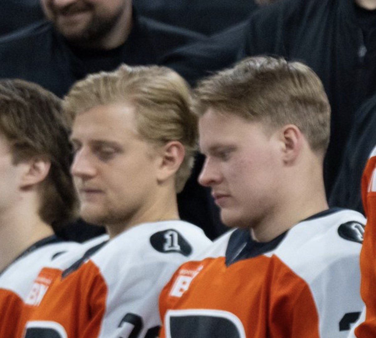 Kate ☻ 🧡🖤 tweet media