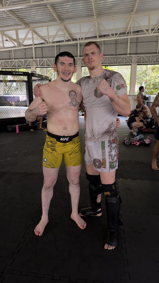 𝙈𝙚𝙡𝙠 “𝐷𝑎𝑙𝑚𝑎𝑡𝑖𝑎𝑛” 𝘾𝙤𝙨𝙩𝙖 tweet media