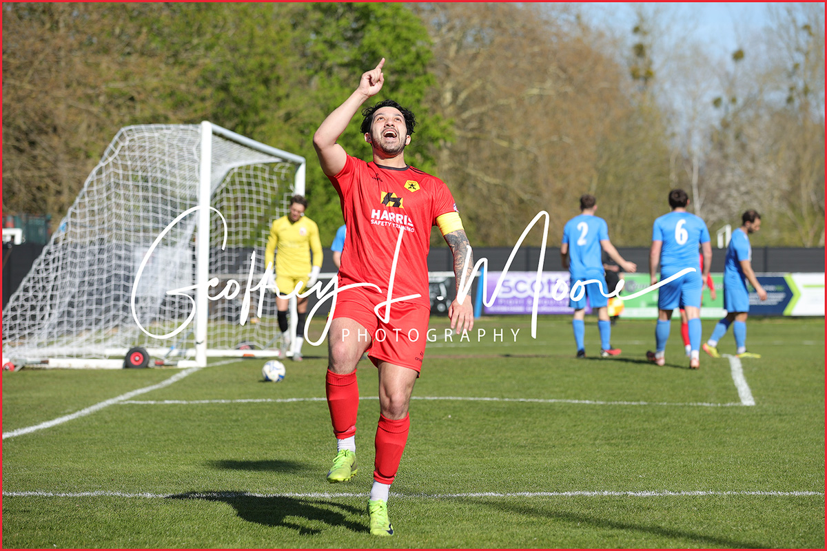 Geoff Moore tweet media