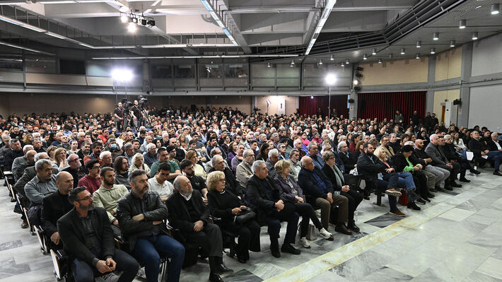 ΑΥΤΟΊ ΕΙΜΑΣΤΕ tweet media