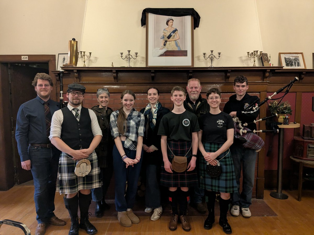 NRPPipeBand's tweet photo. Happy #TartanDay from the band! 

Did you know Tartan Dat originated in Canada in 1987? Today, it's celebrated internationally as a chance for people everywhere to celebrate their connection to Scotland.

#tartan #bagpipes #pipeband #pipesanddrums #niagara https://t.co/NTJ86FB3BE