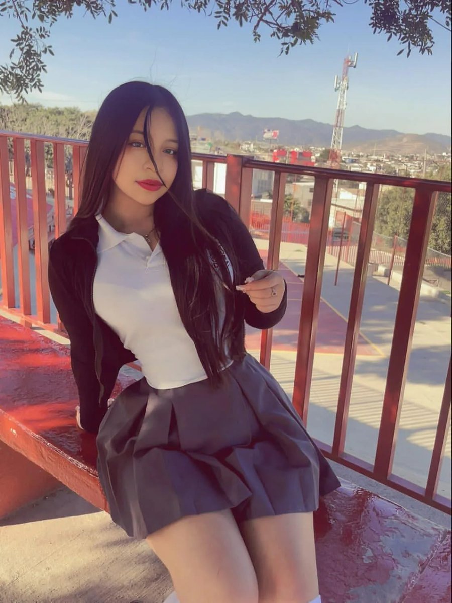 ana tetona tweet media