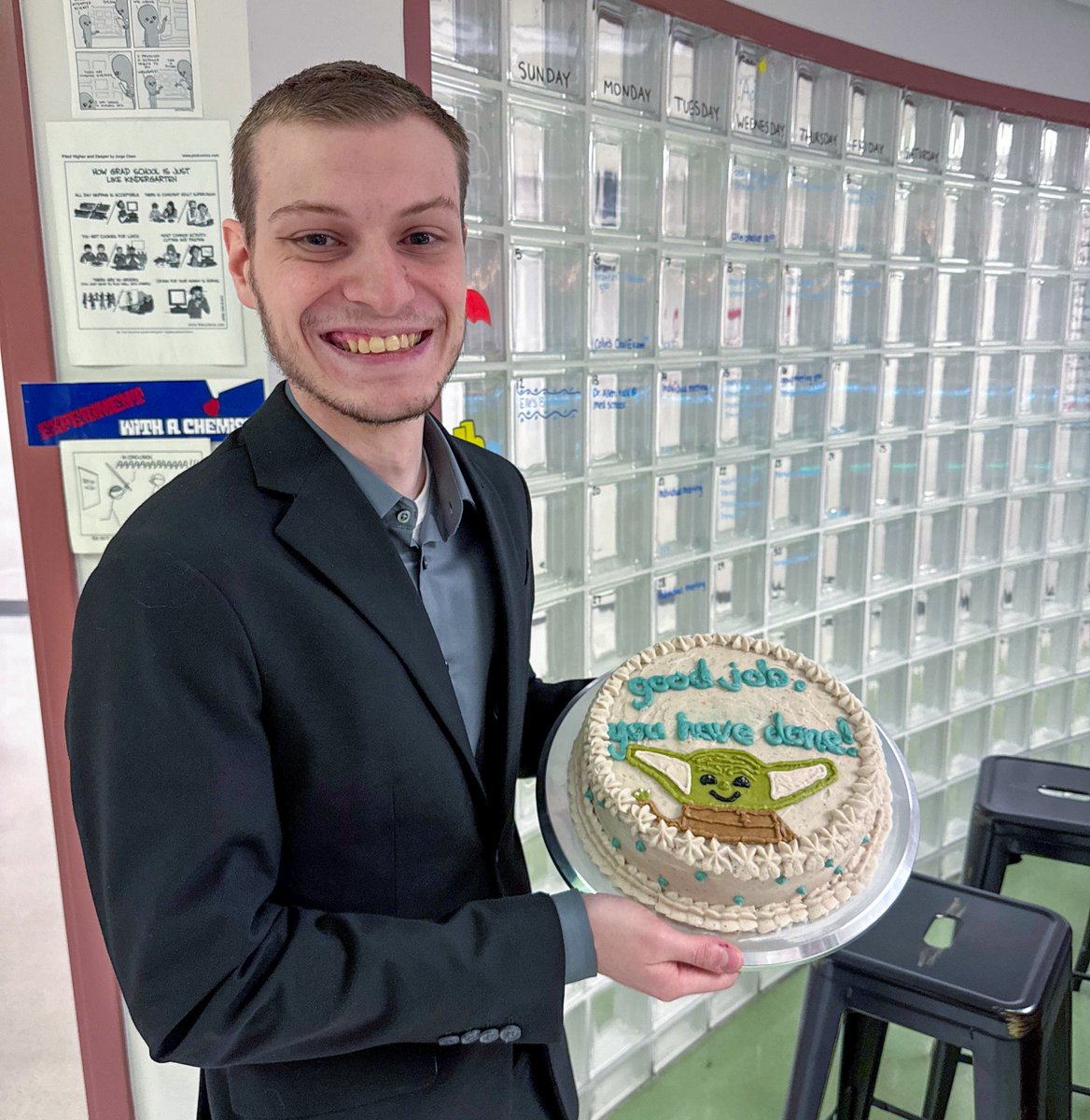 waynestatechem's tweet image. It’s official! Colin Arban, of the Allen Lab, passed his oral exam and is now a PhD candidate. Congratulations, Colin! #wsuchemistry #chemistryindetroit #phdlife @mattallen12345