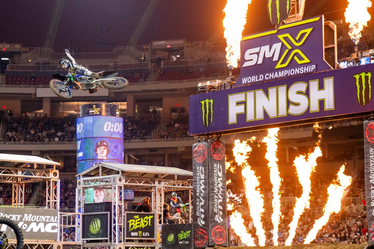 Pro Motocross tweet media