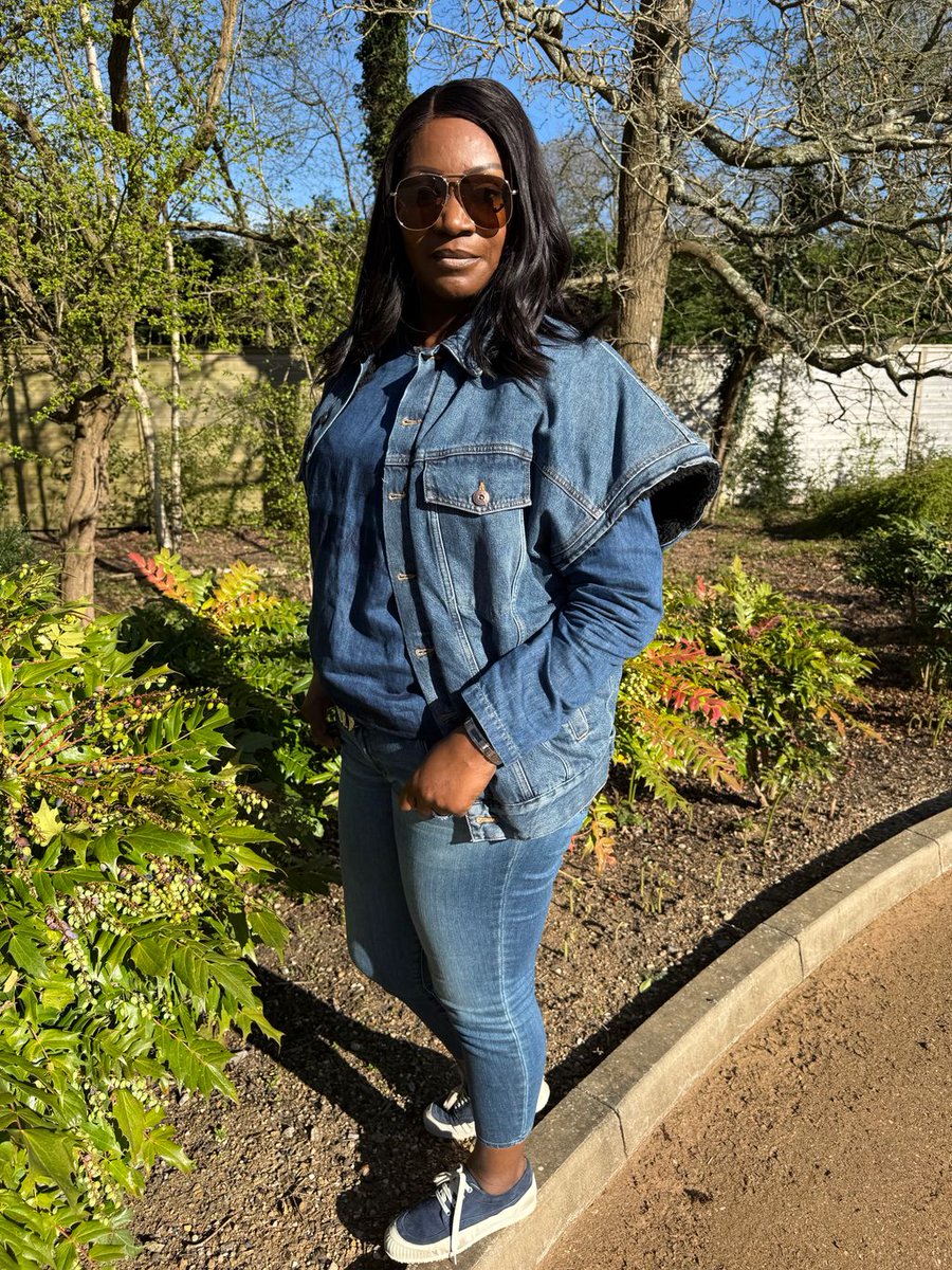 drvivakinboro's tweet image. Happy Easter Monday / Bank Holiday Monday! 🌸✨

Wishing you all a joyful and refreshing Easter Monday! May your day be filled with peace, rest, and quality time with loved ones.

Have a blessed and wonderful day! 💛 

#HappyEasterMonday #BankHolidayMonday #EasterJoy #New