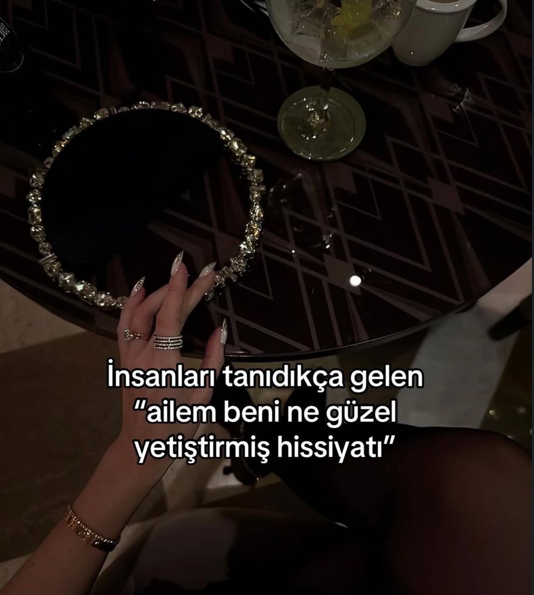 selin (@bosverselinn) on Twitter photo 