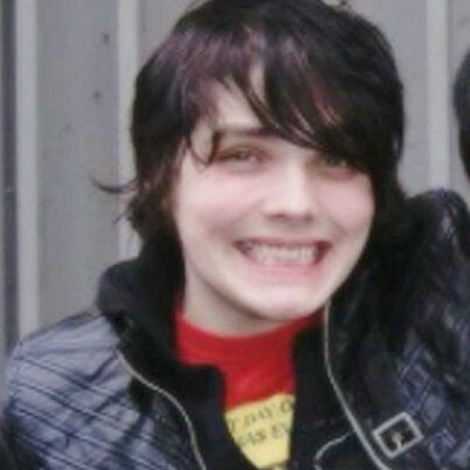 ♰ 𓏼 azreal ◞ 🦭 tweet media