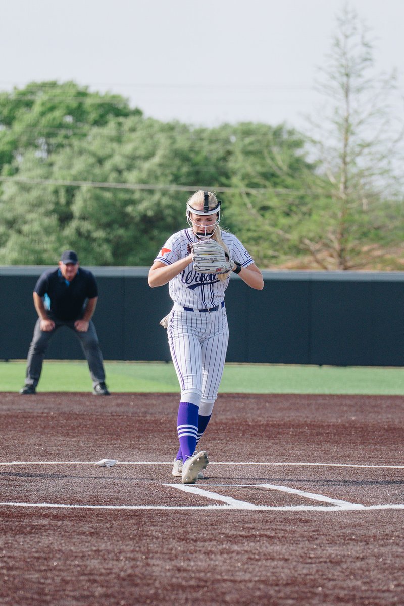 ACU_Softball's tweet photo. More action at Poly 🔜

#DayOne | #GoWildcats https://t.co/UY8f4adIr3